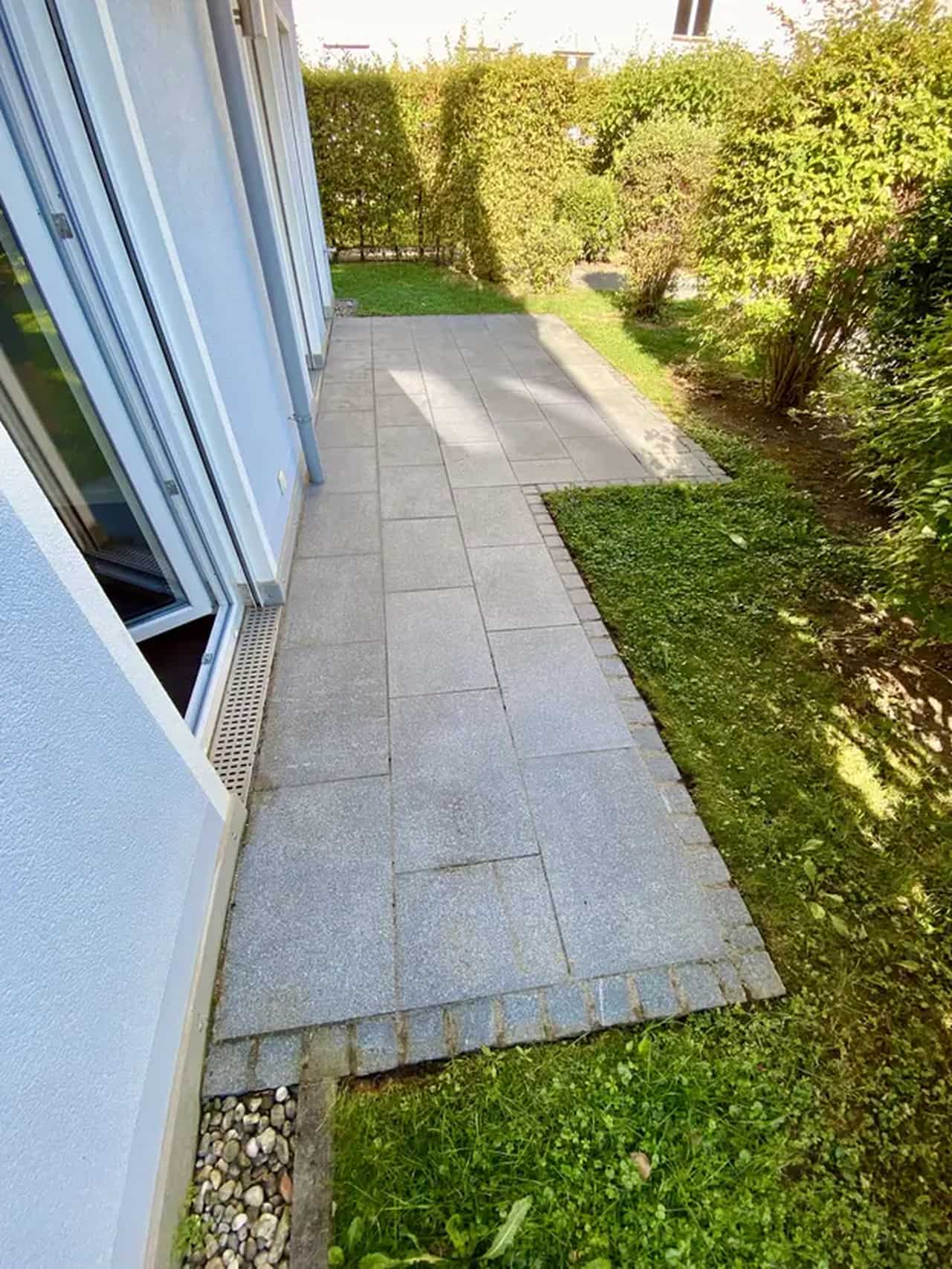 Hochwertig ausgestattete Wohnung mit Terrasse – Eingebettet in den grünen Gemeinschaftsgarten