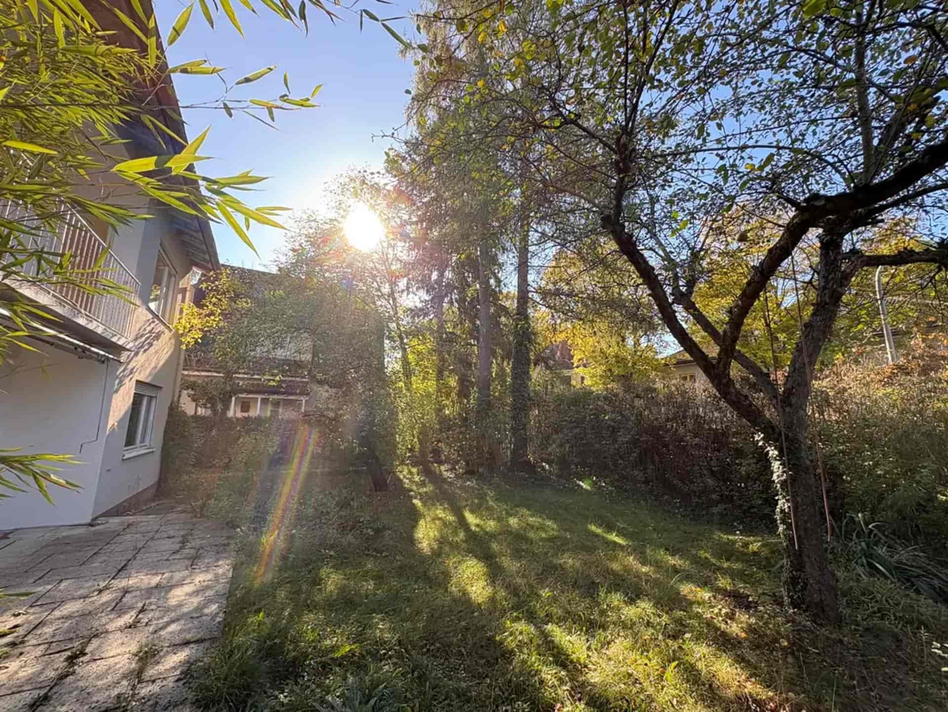 Traumhaftes Baugrundstück in ruhiger Bestlage der Pasinger Waldkolonie, nahe dem Stadtpark - Christian Scharl Immobilienmanagement